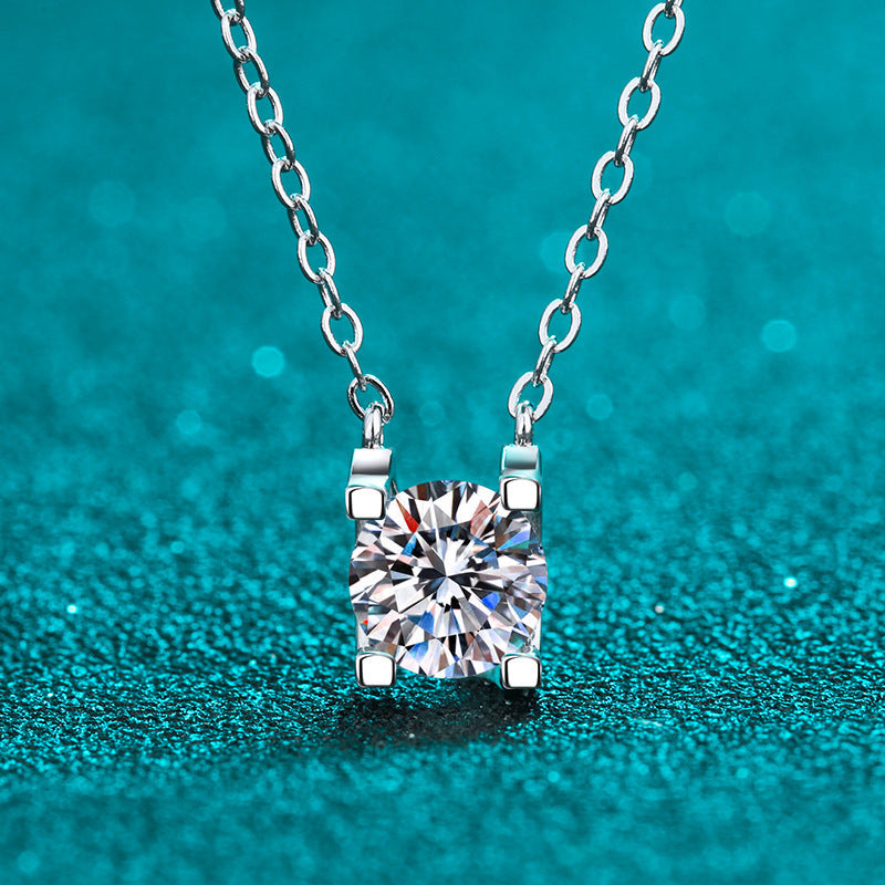 925 Sterling Silver Bull Head Moissanite Necklace