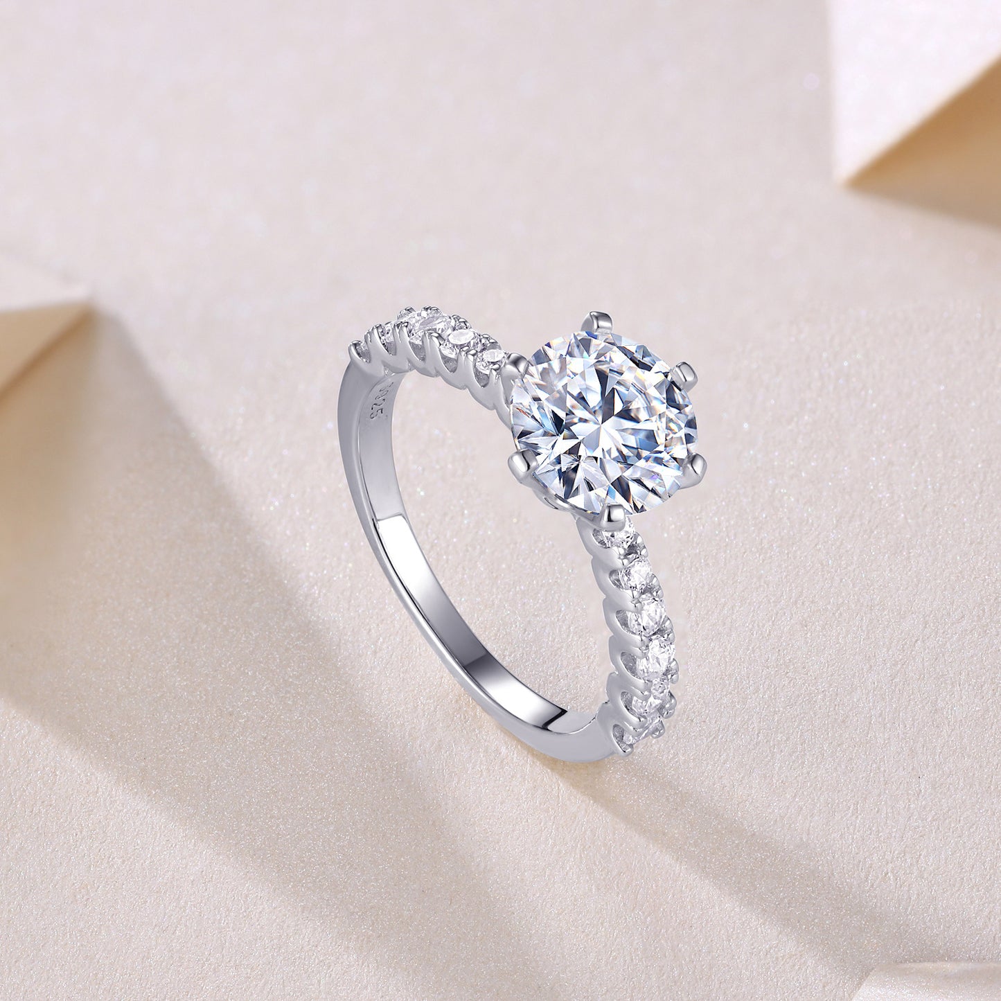 2CT VVS1 Moissanite Engagement Ring set in 925 Sterling Silver