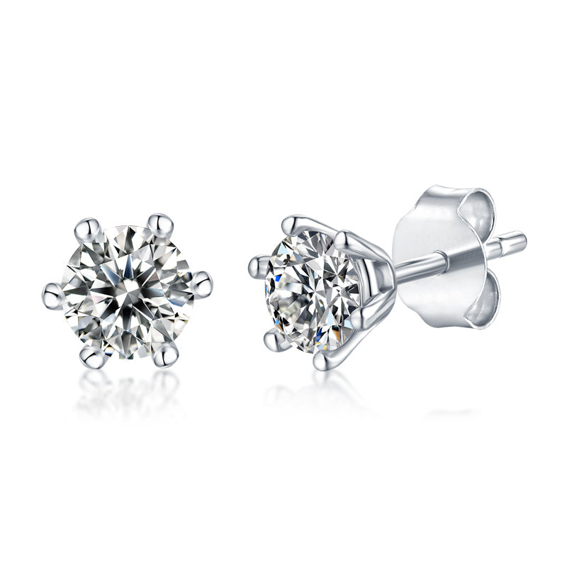 VVS1 Moissanite Stud Earrings in 925 Sterling Silver