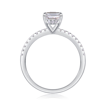 1.5CT VVS1 Emerald-Cut Moissanite Solitaire Ring