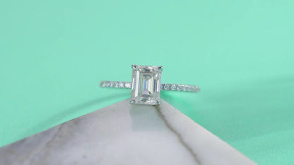 1.5CT VVS1 Emerald-Cut Moissanite Solitaire Ring